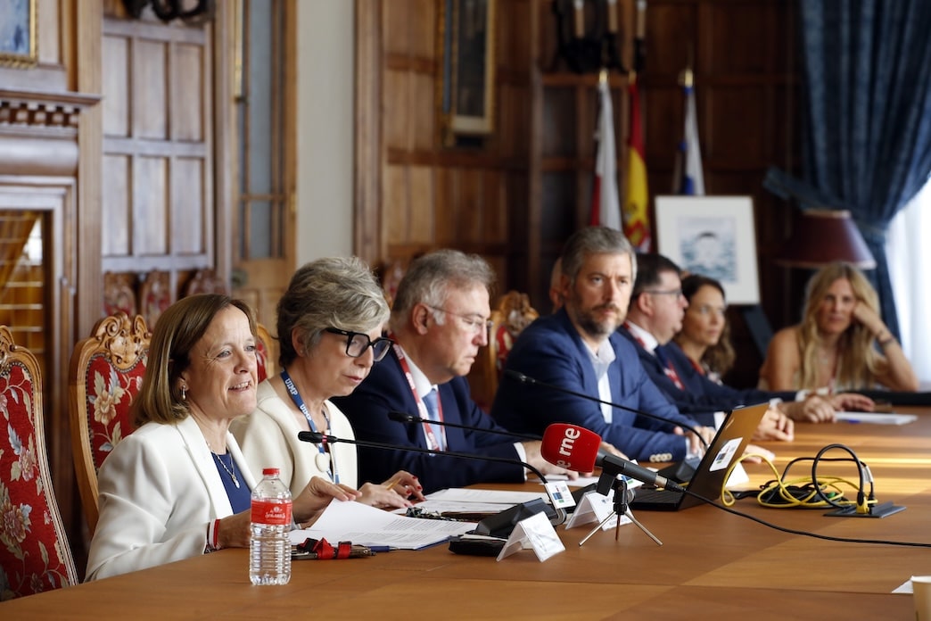 Cantabria cree que no hay vuelta atrás en la simplificación administrativa